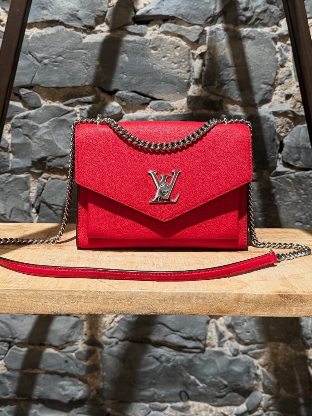 Louis Vuitton 2018 Red Calfskin MyLockMe BB Chain Bag